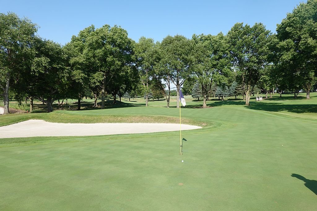 12th Hole at Des Moines Golf and Country Club (North) (160/194 Yard Par 3)